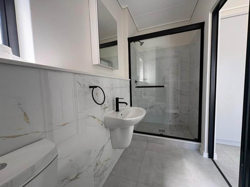 To Let 3 Bedroom Property for Rent in Sandown Western Cape